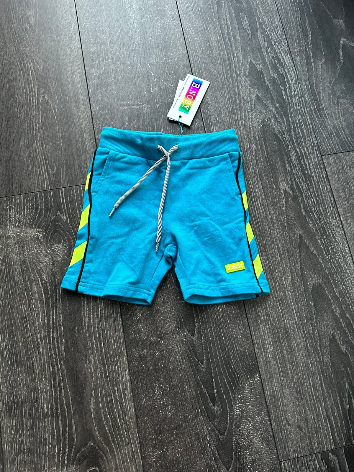 Nieuwe korte broek van B.Nosy maat 110, Ophalen of Verzenden, Nieuw, Jongen, Broek