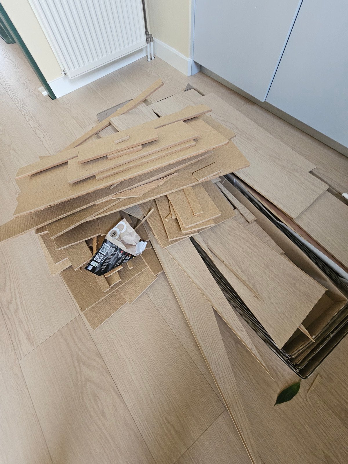 GRATIS Knutselmaterialen surprises - Karton en hout, Ophalen, Herbruikbaar, Overige thema's, Hout