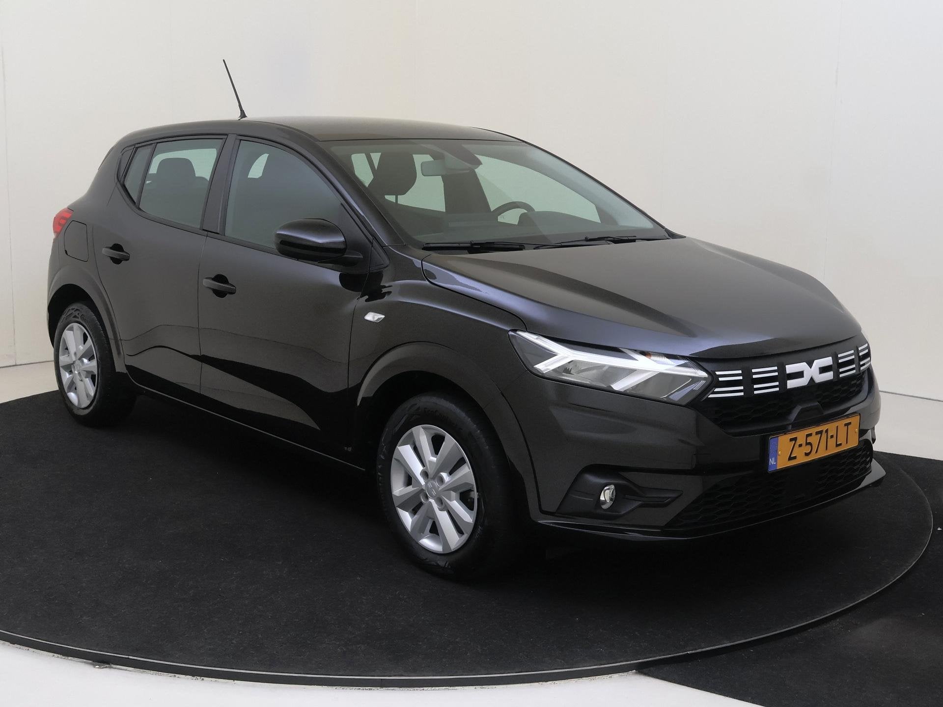Dacia Sandero 1.0 TCe 90 Expression | Carplay/Android Auto |, Auto's, Stof, Gebruikt, Euro 6, Zwart