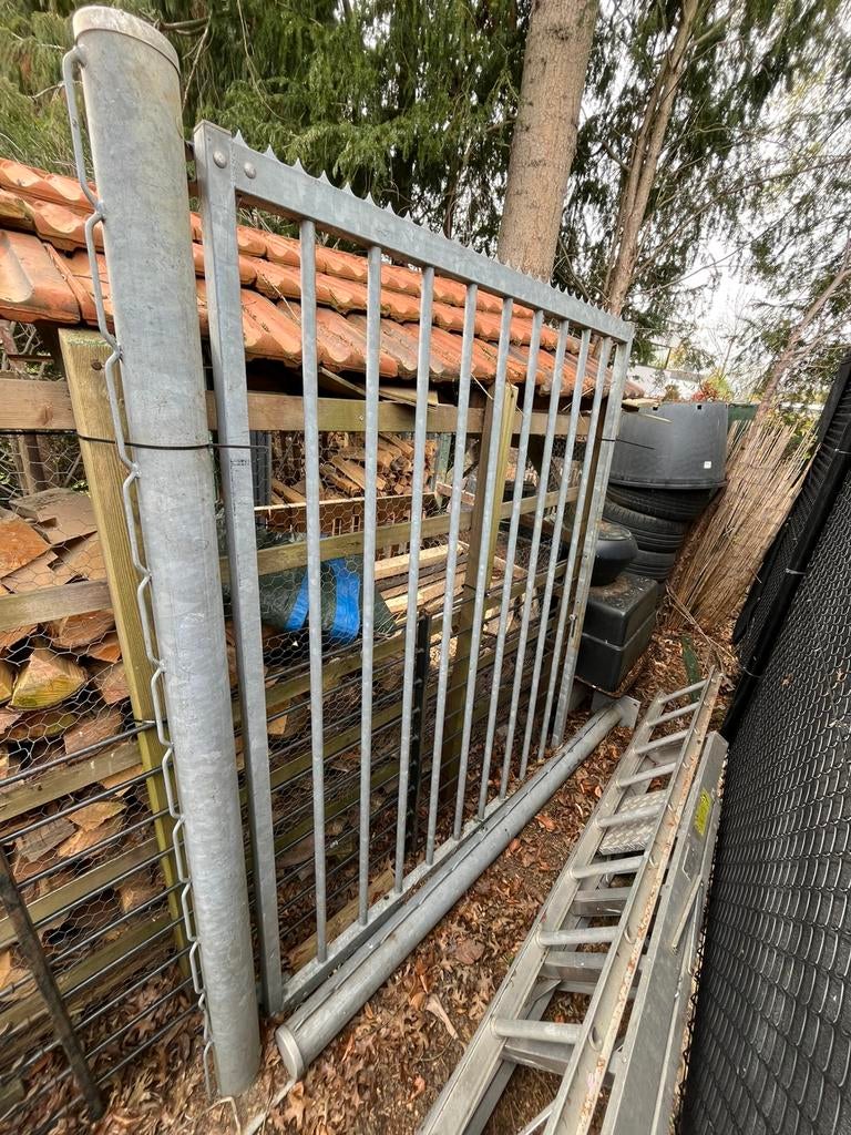 Een gegalvaniseerd stalen Heras hekwerk poort, Ophalen, Met poort, Gebruikt, Overige typen