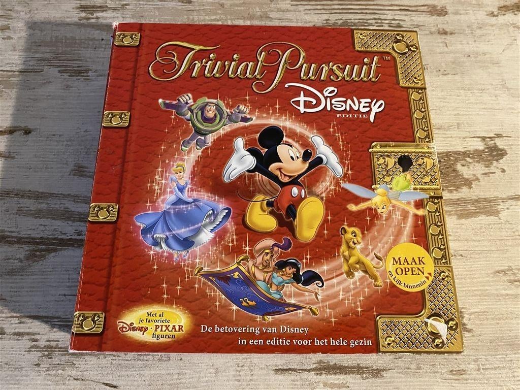 Trivial Pursuit disney editie Parker [s548], Hobby en Vrije tijd, Gezelschapsspellen | Bordspellen, Verzenden, Zo goed als nieuw