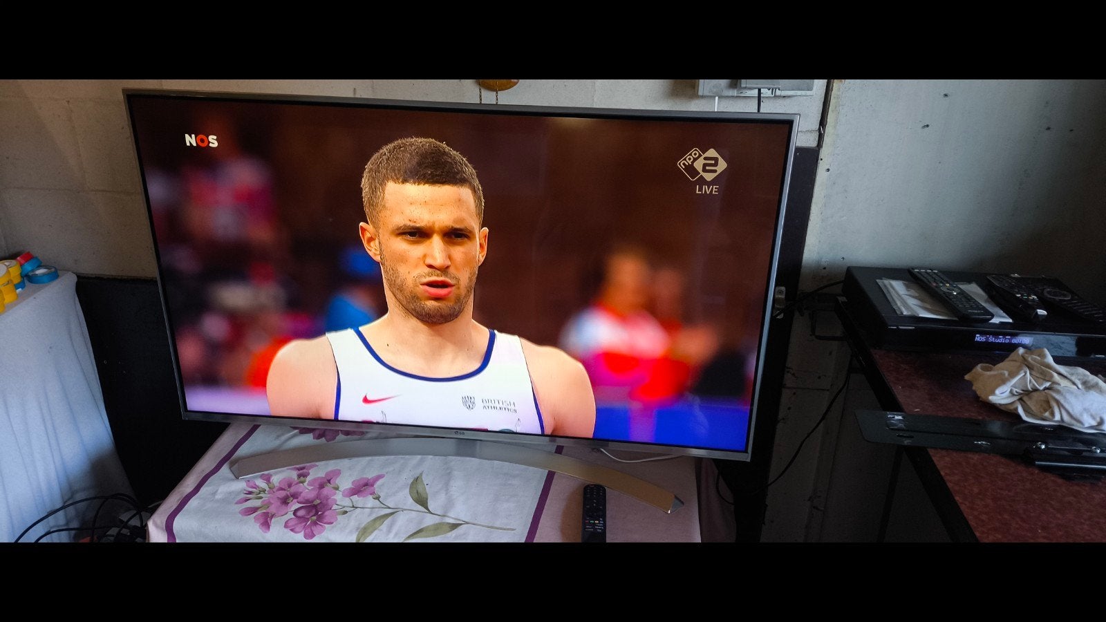 49 inch LG LED Smart tv, Ophalen, Zo goed als nieuw, 100 cm of meer, LG