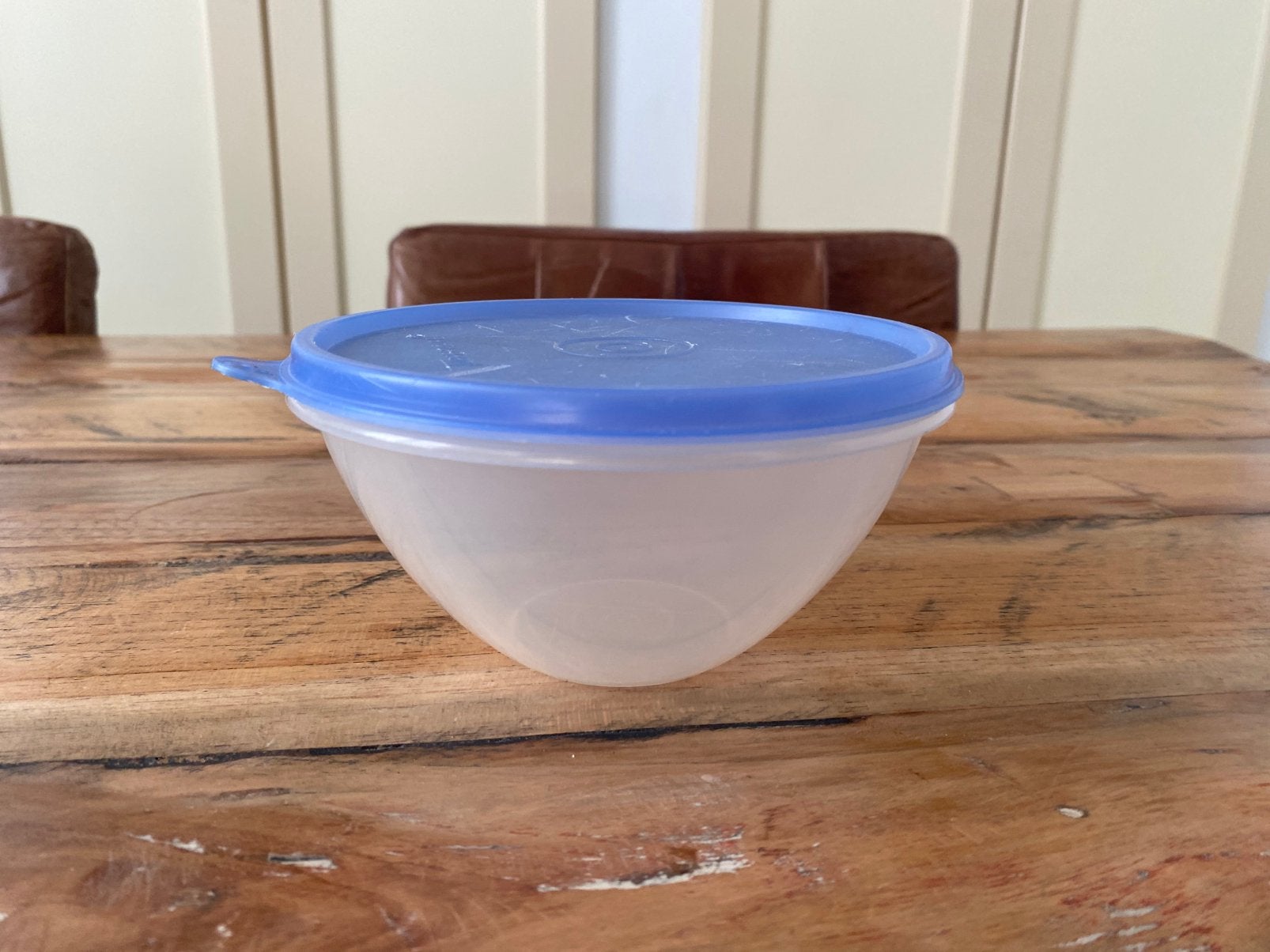 Tupperware kom met deksel, Huis en Inrichting, Keuken | Tupperware, Ophalen of Verzenden, Blauw, Bak of Kom