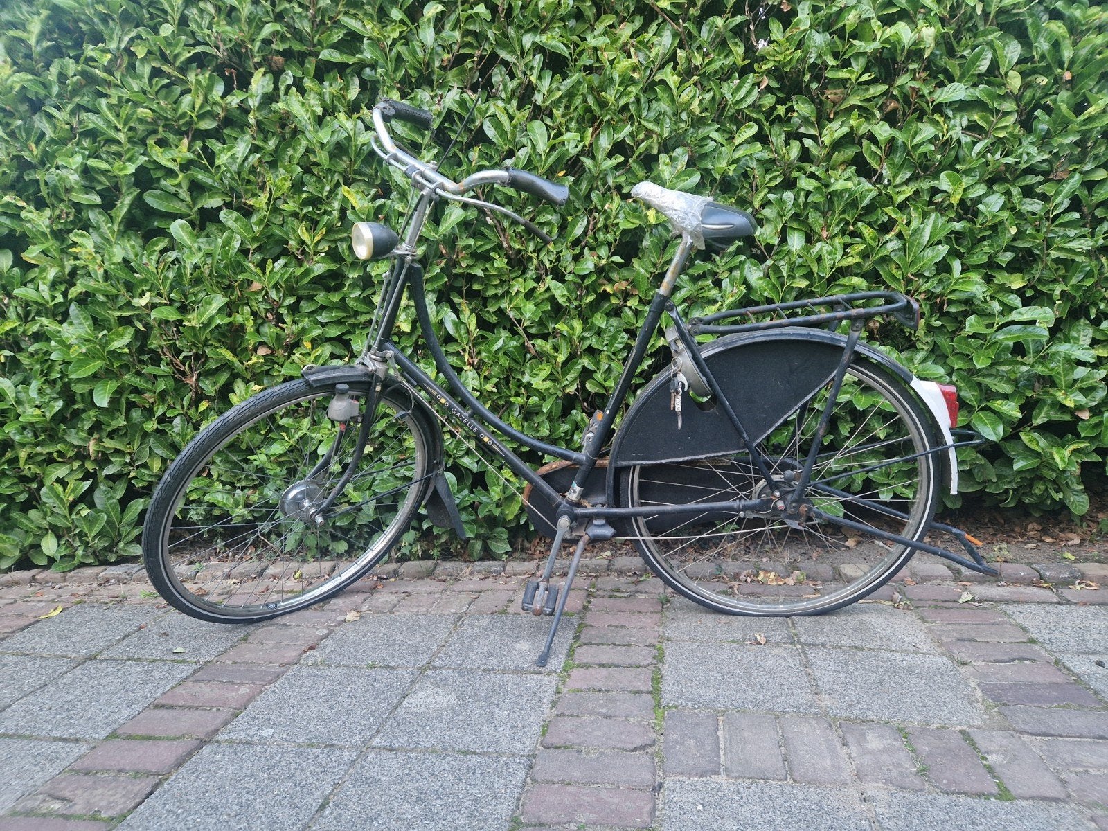 Gazelle omafiets, zwart, met staafremmen, Fietsen en Brommers, Ophalen, Gazelle, Trommelrem, 53 tot 56 cm