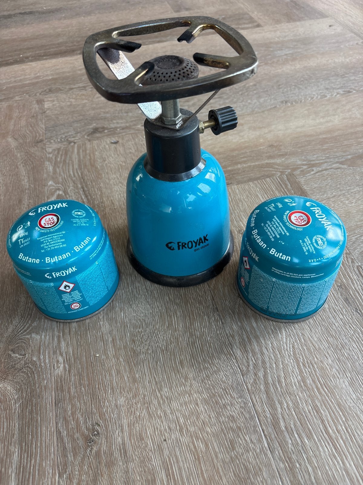 Froyak Camping Gasbrander met 2 Butaan Gasbussen, Ophalen, Gebruikt