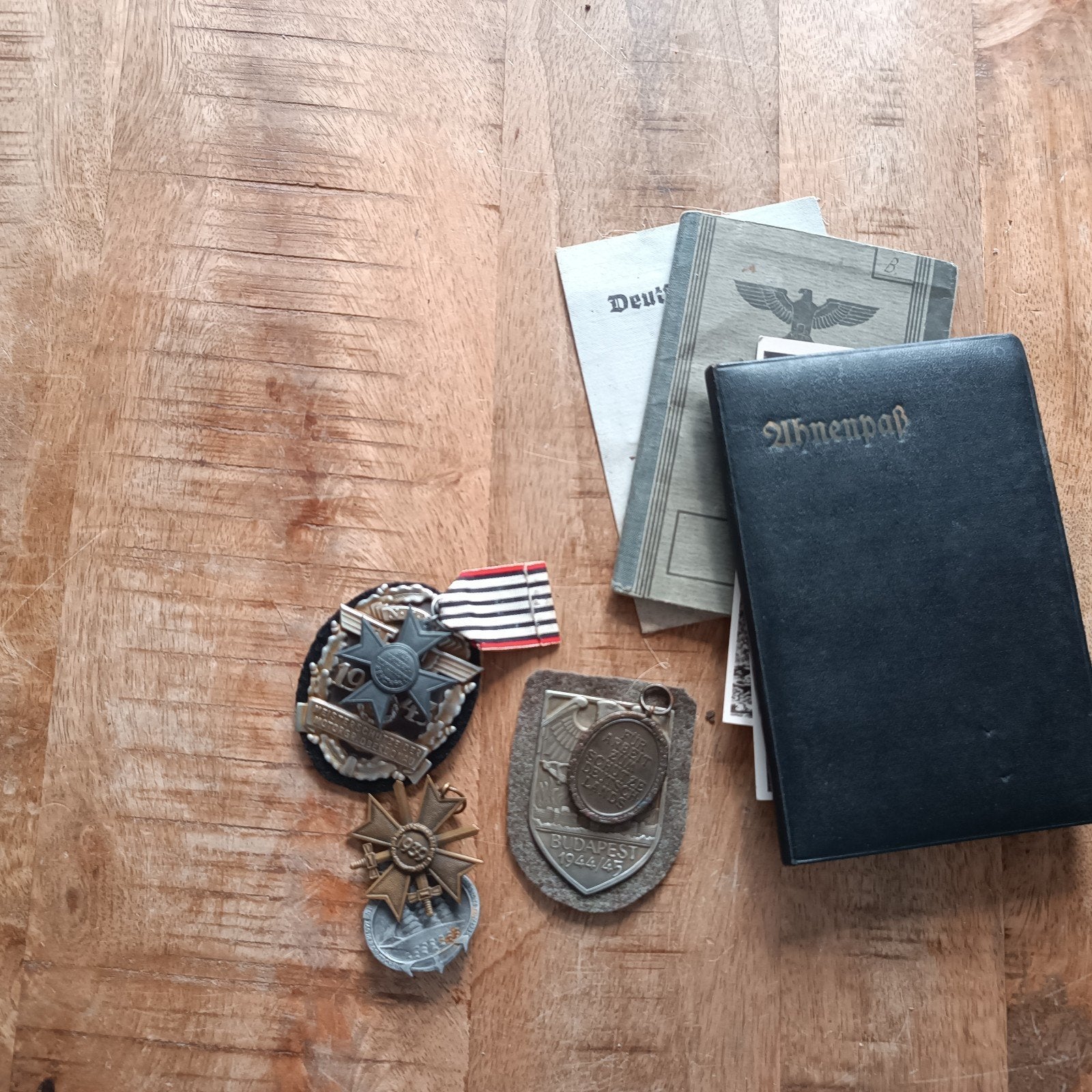 Zoldervondst WO2 materiaal - Educatieve doeleinden, Verzamelen, Ophalen of Verzenden, Overige soorten, Duitsland, Boek of Tijdschrift