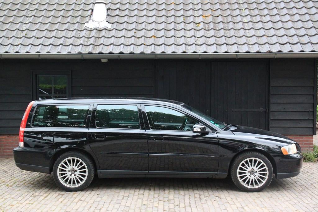 Volvo V70 2.4 Edition Half-Leer/Cruise/Airco/Trekhaak, Auto's, Voorwielaandrijving, Zwart, Traction-control, Leder en Stof