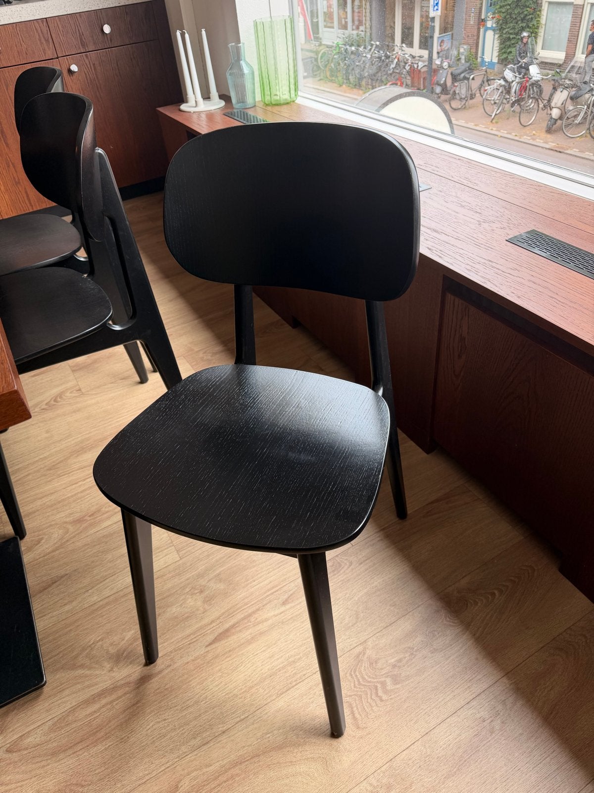 Sinn Eiken Zwart Gelakt Eetkamerstoel, Huis en Inrichting, Ophalen, Zwart, Nieuw, Vijf, Zes of meer stoelen
