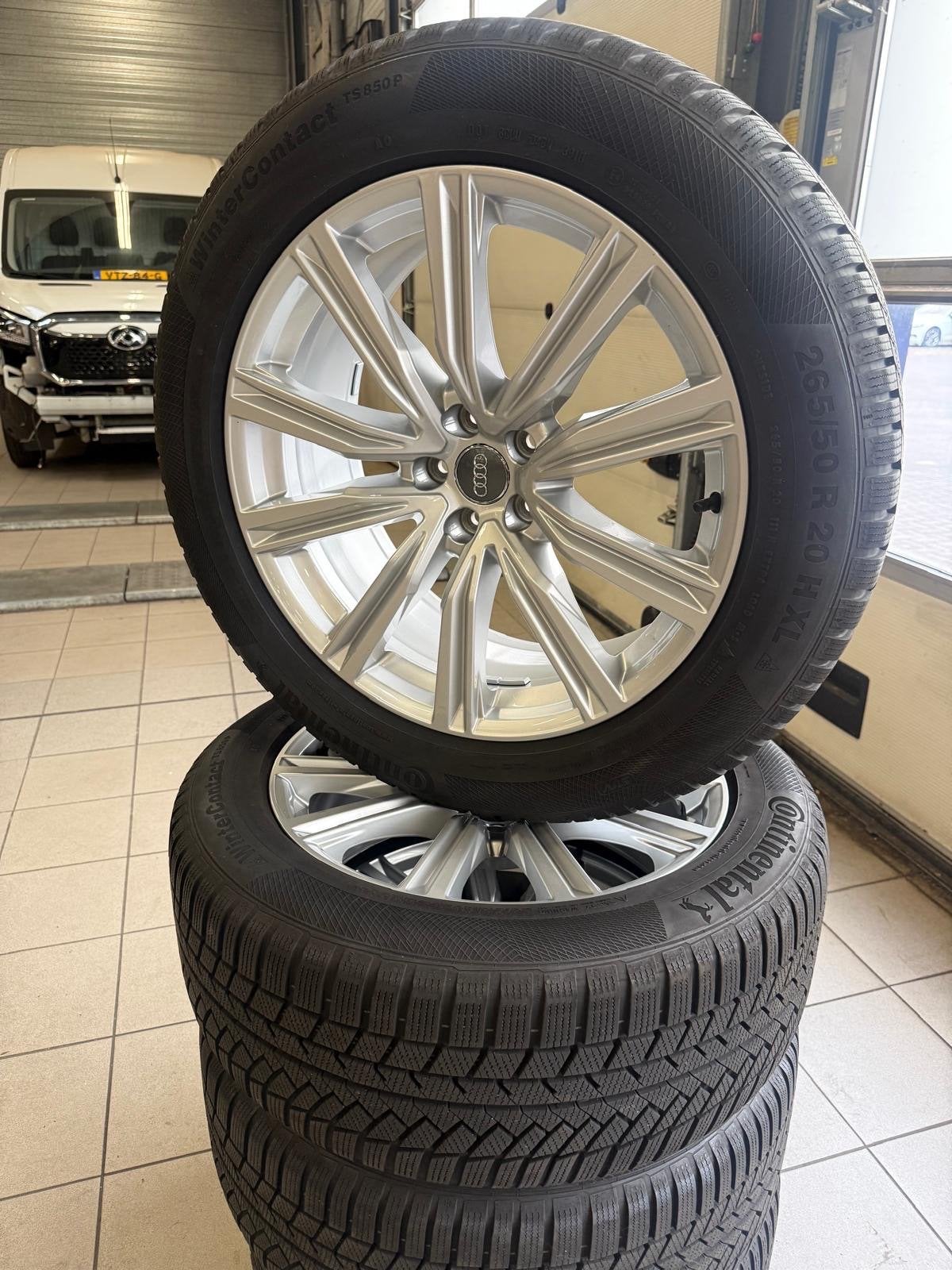 Audi Q8 SQ8 origineel 20 inch, Auto-onderdelen, Ophalen, Gebruikt, 265 mm, Banden en Velgen