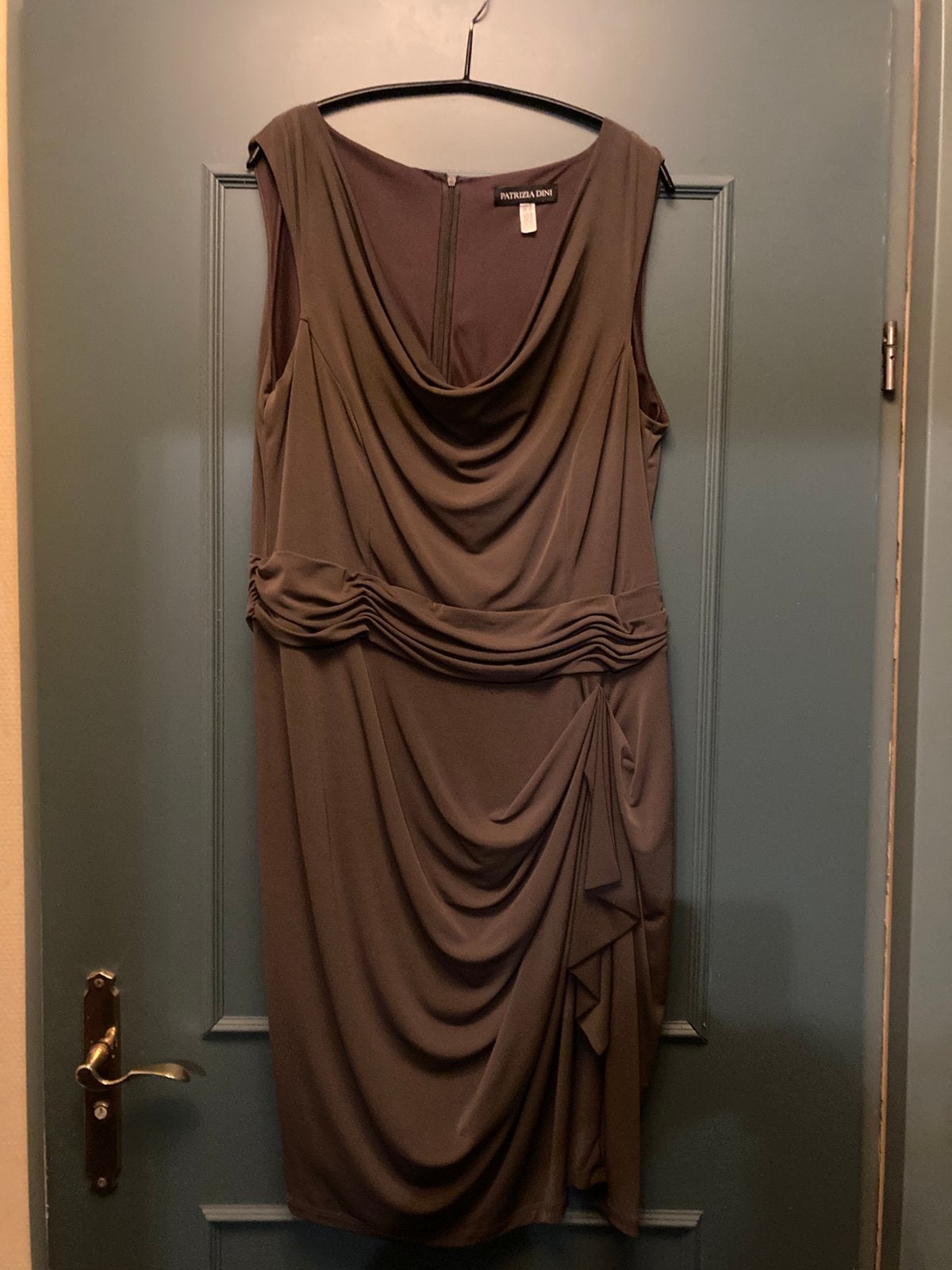 Mouwloze jurk, taupe, maat 46, nieuw., Ophalen of Verzenden, Nieuw