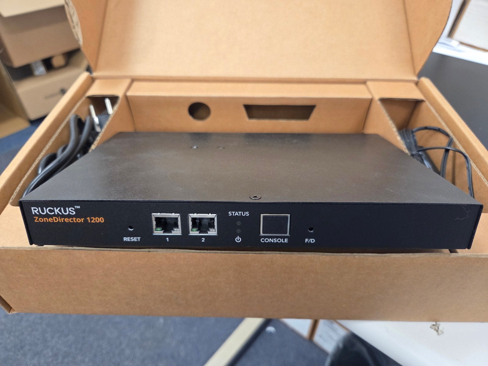 Ruckus ZD1200 Wireless Controller - Router, Computers en Software, Routers en Modems, Gebruikt, Router, Ophalen of Verzenden