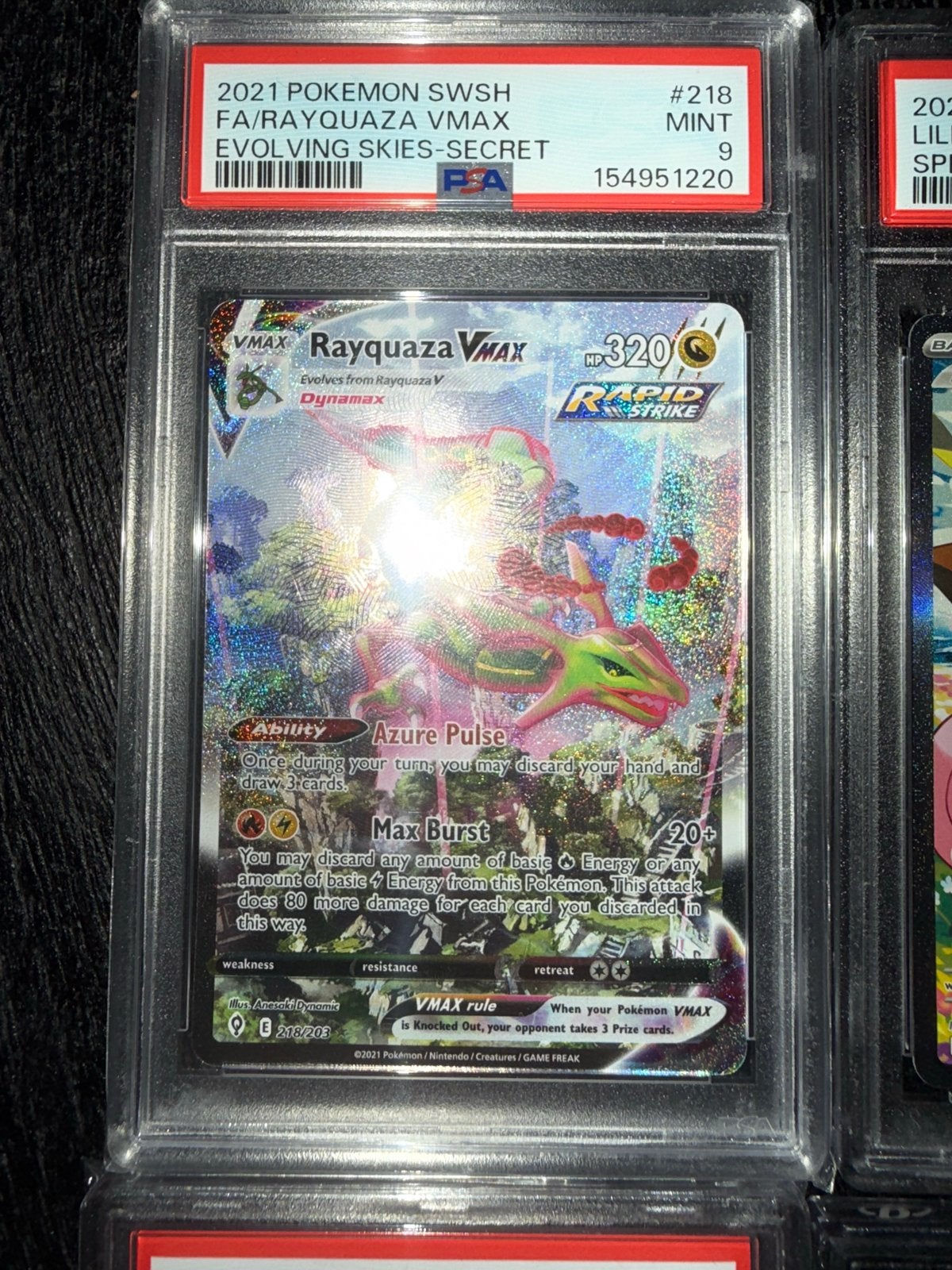 Pokémon Rayquaza VMAX 218/203 PSA 9 MINT Evolving Skies, Hobby en Vrije tijd, Verzamelkaartspellen | Pokémon, Ophalen of Verzenden