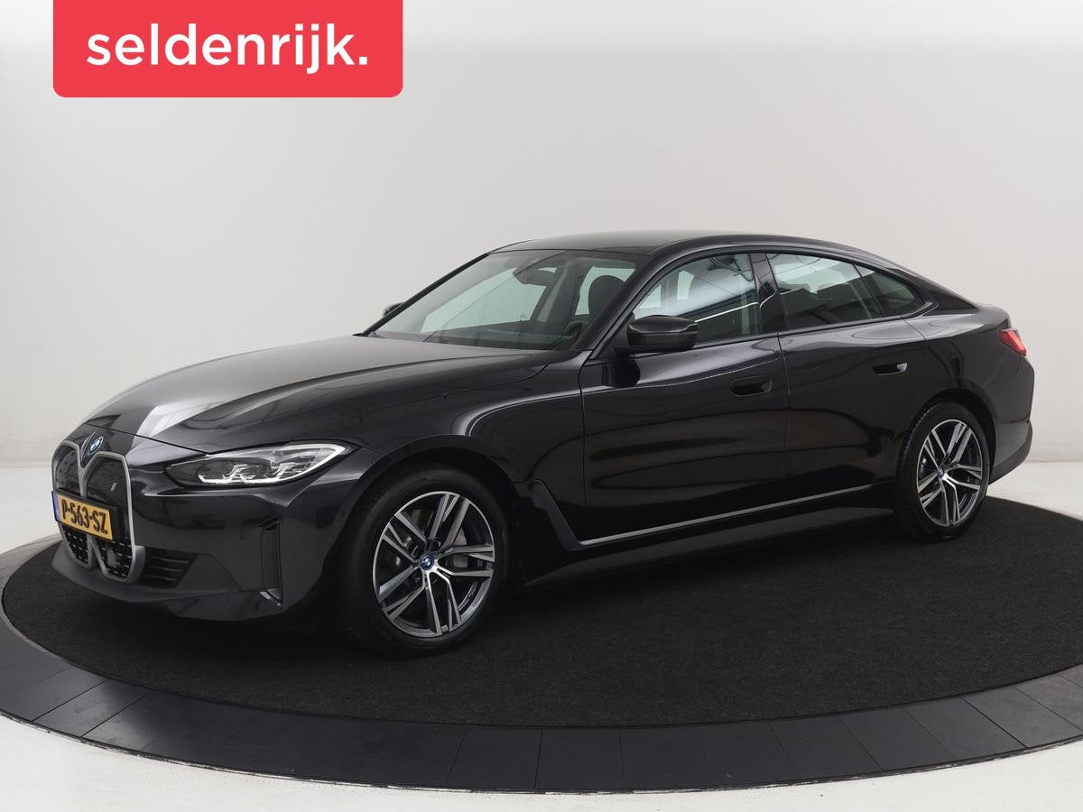 BMW i4 eDrive40 84 kWh | SOH 93,8% | Camera | Adaptive cruis, Auto's, Achterwielaandrijving, Leder en Stof, Origineel Nederlands