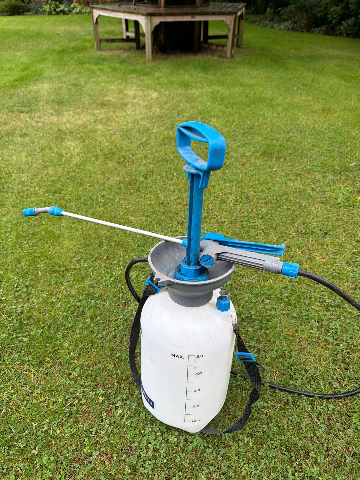 Drukspuit 5L voor tuin en planten, Tuin en Terras, Ophalen of Verzenden, Gebruikt, Handsproeier