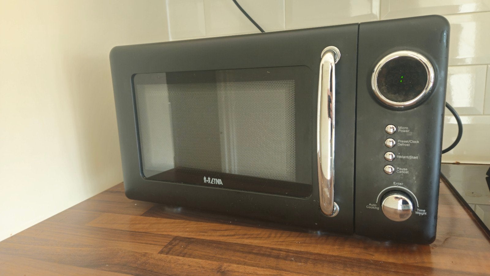 Etna SMV620ZWA Magnetron - 20L, 800W, Ophalen, Gebruikt, Minder dan 45 cm, Magnetron