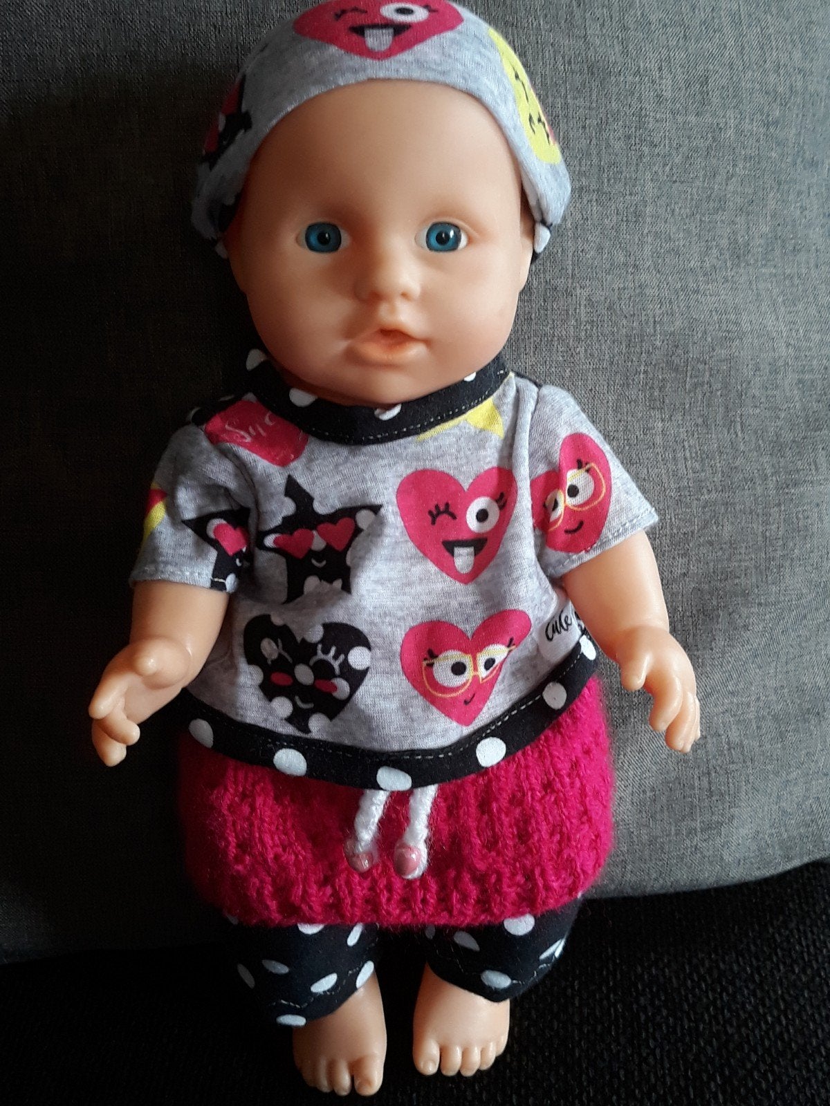 zelfgemaakte poppenkleertjes voor pop 32 cm 4 delig., Ophalen of Verzenden, Nieuw, Babypop