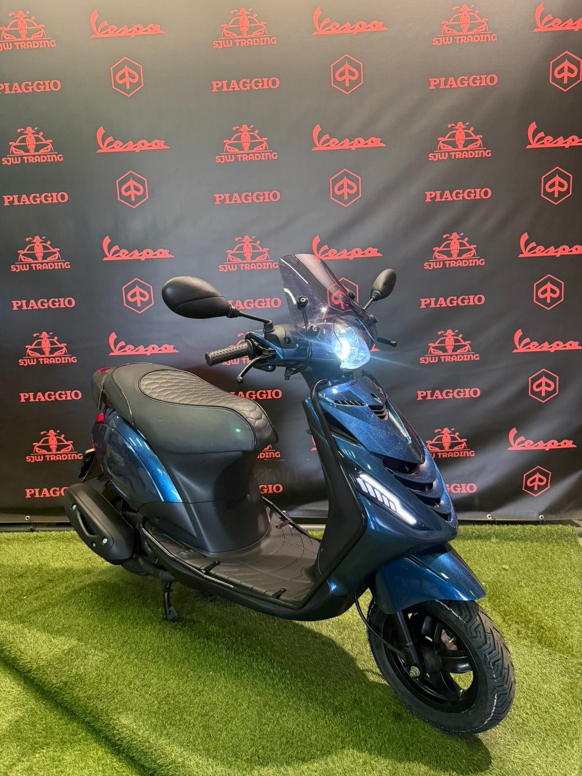 Piaggio Zip 2023 Brom! Midnight Blue / RS Zadel / Angel Eye!, Fietsen en Brommers, Scooters | Piaggio, Zip, Ophalen of Verzenden