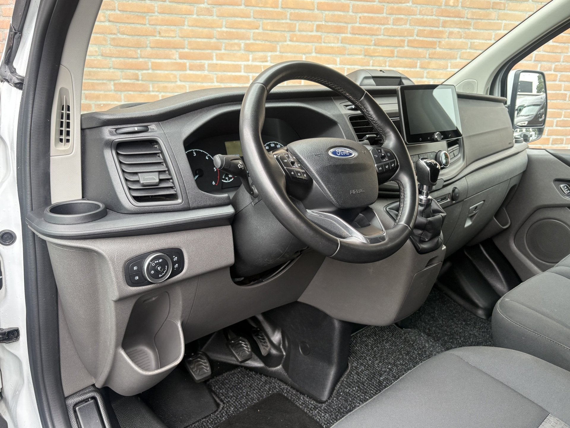 Foto 2 van Ford Transit Custom 2.0TDCI 130PK Lang Raptor Edition / 2.80