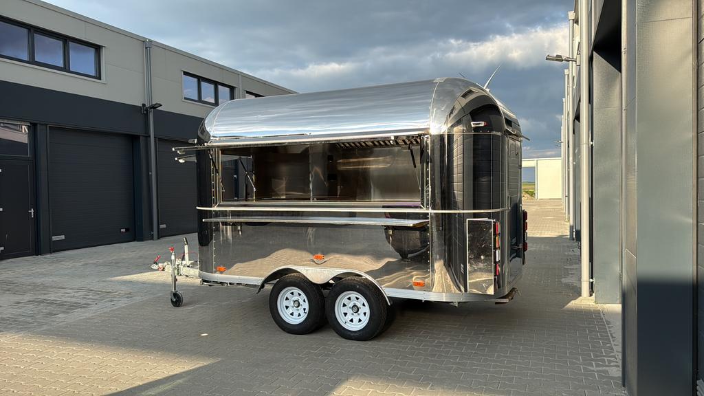 Air stream food truck, Ophalen
