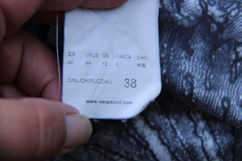 Jurk grijs/ creme Vera Mont mt M Vaste prijs, Maat 38/40 (M), Ophalen of Verzenden, Zo goed als nieuw, Knielengte
