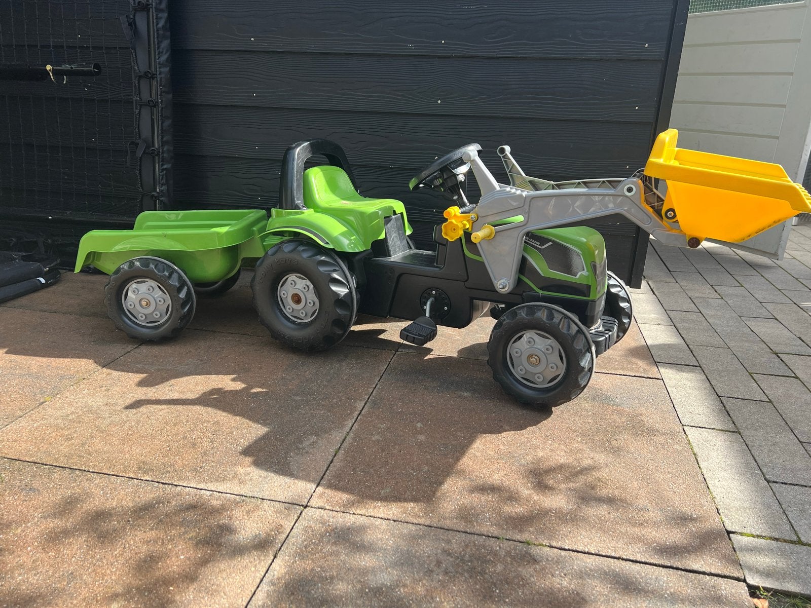 Traptractor met aanhanger en voorlader - Zo goed als nieuw, Ophalen, Zo goed als nieuw