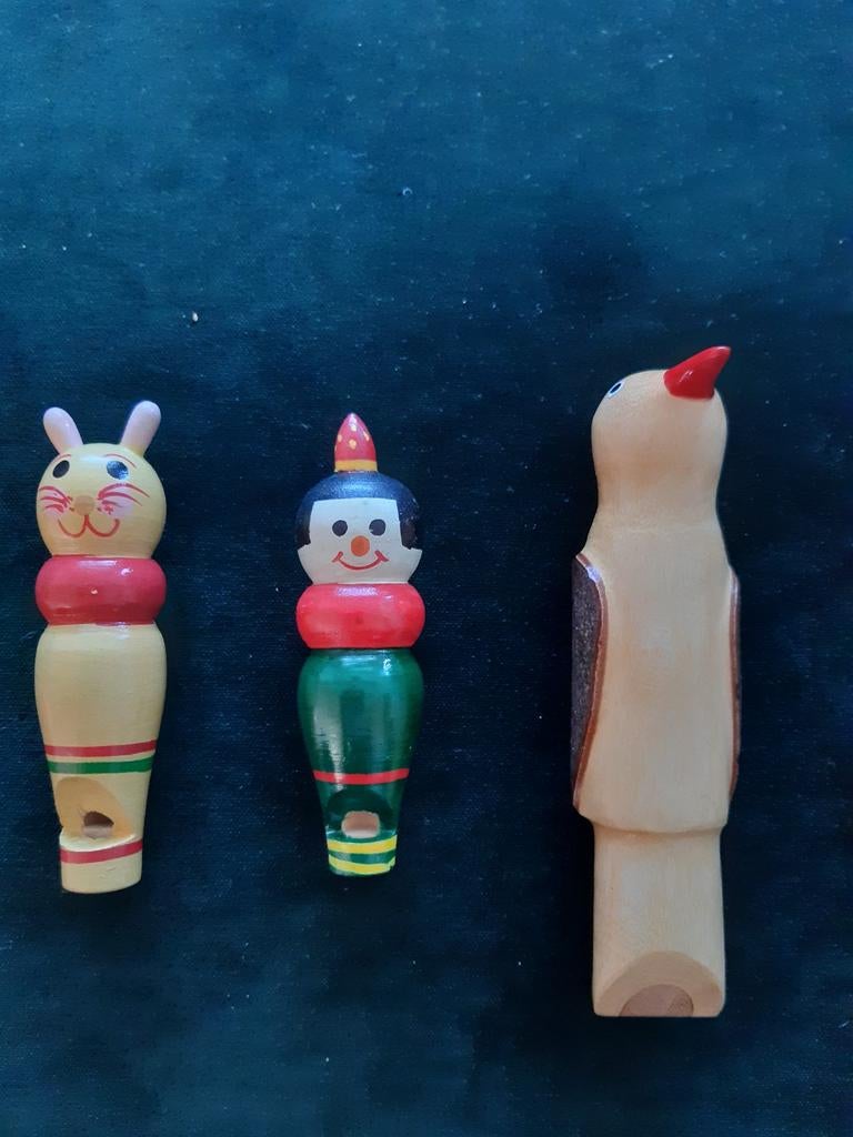 3 oude Vintage Houten fluitjes., Ophalen of Verzenden