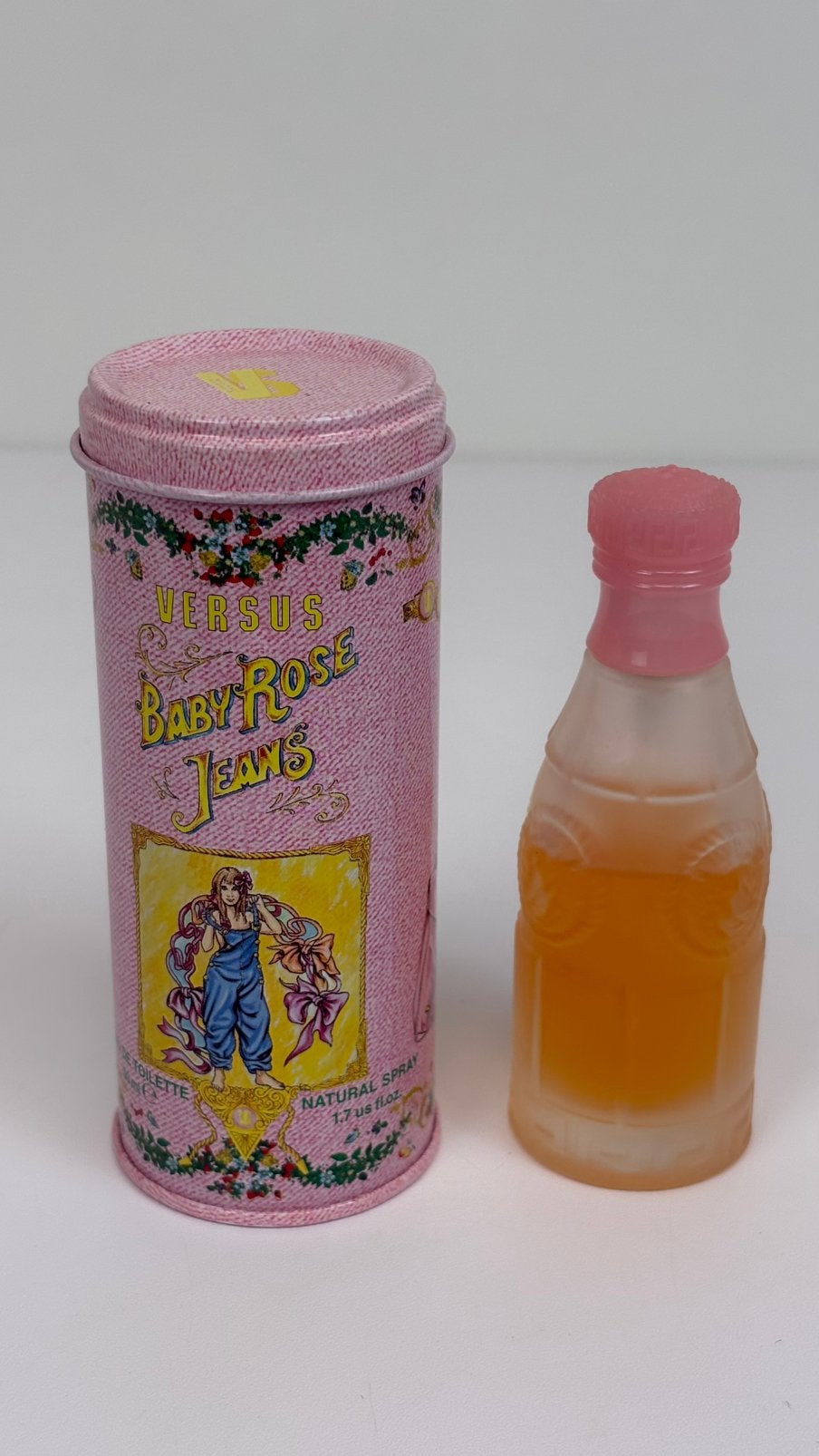 Vintage Versace Baby Rose Jeans EDT Spray in blik 1995, ., Zo goed als nieuw, ., Gevuld