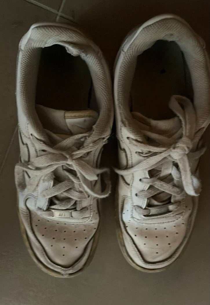 Afgetrapte Nike sneakers maat 40, Kleding | Dames, Ophalen of Verzenden, Gedragen, Wit, Sneakers of Gympen
