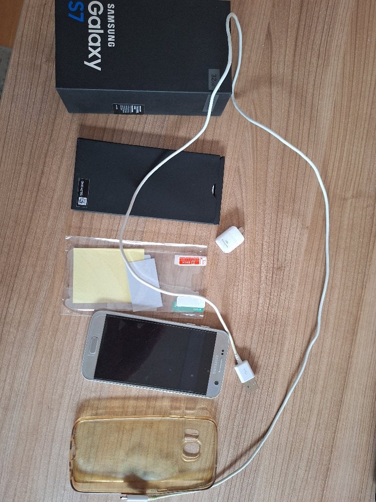 TE REPAREREN Samsung S7 32gb, Telecommunicatie, Mobiele telefoons | Samsung, Zwart, 32 GB, Ophalen of Verzenden, Niet werkend