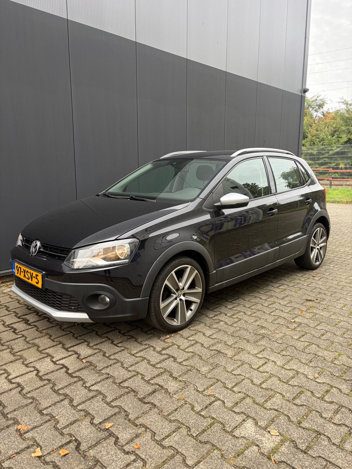 Volkswagen Polo Cross 1.2 TSI 2012 Zwart, Auto's, Voorwielaandrijving, Euro 5, 4 cilinders, Origineel Nederlands