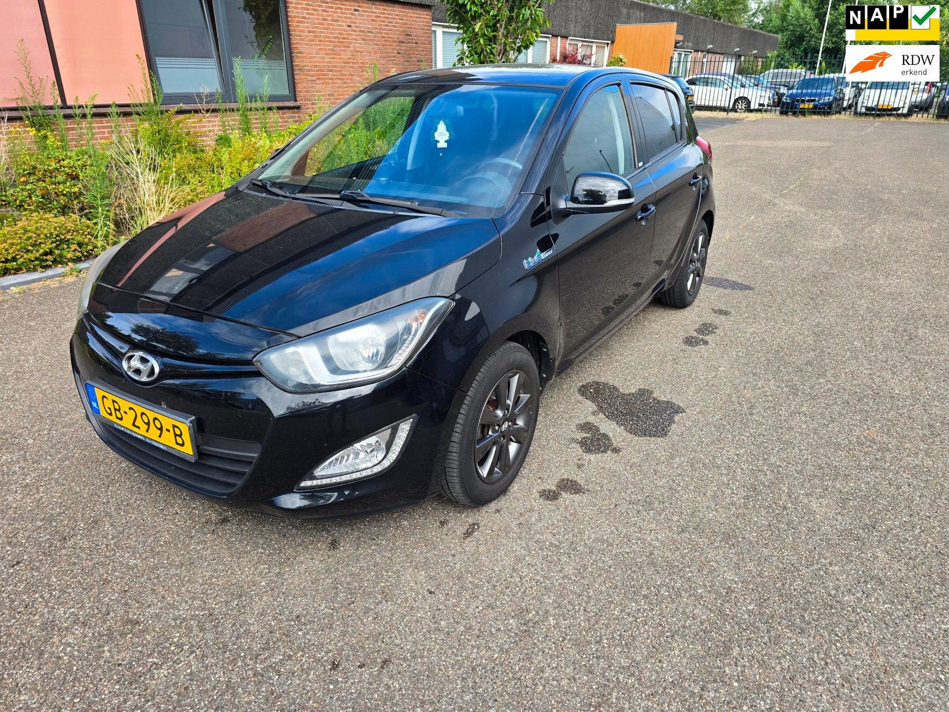 Hyundai I20 1.2i Go! Airco Boekjes Nap, Auto's, Euro 5, Gebruikt, 31 €/maand, 4 cilinders