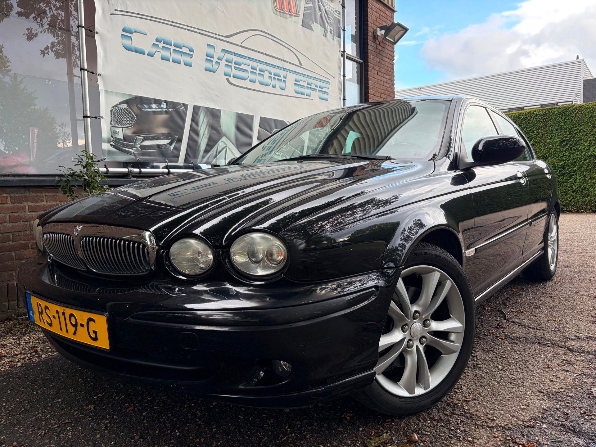 Jaguar X-type 2.0 V6 Executive|Trekhaak|automaat|airco|, Gebruikt, 156 pk, Zwart, Bedrijf