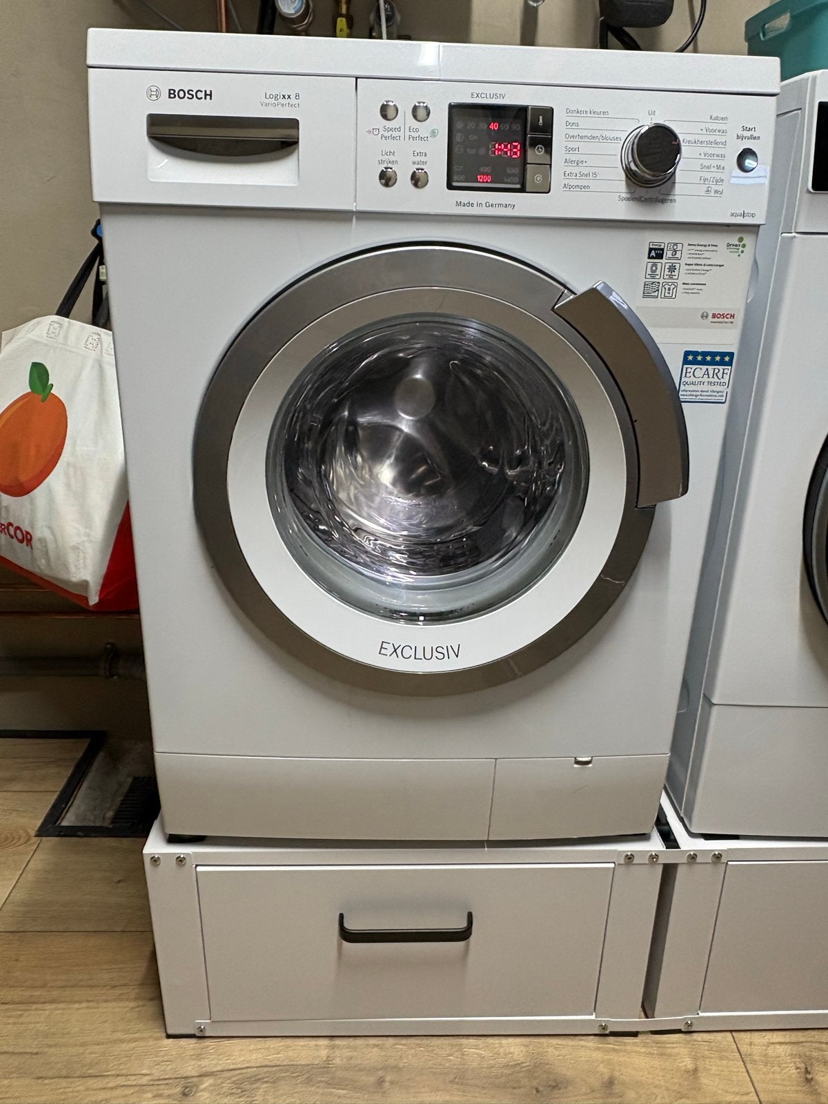 Bosch Logixx 8 EXCLUSIV Wasmachine - Voorlader, Ophalen, 1200 tot 1600 toeren, Gebruikt, 8 tot 10 kg