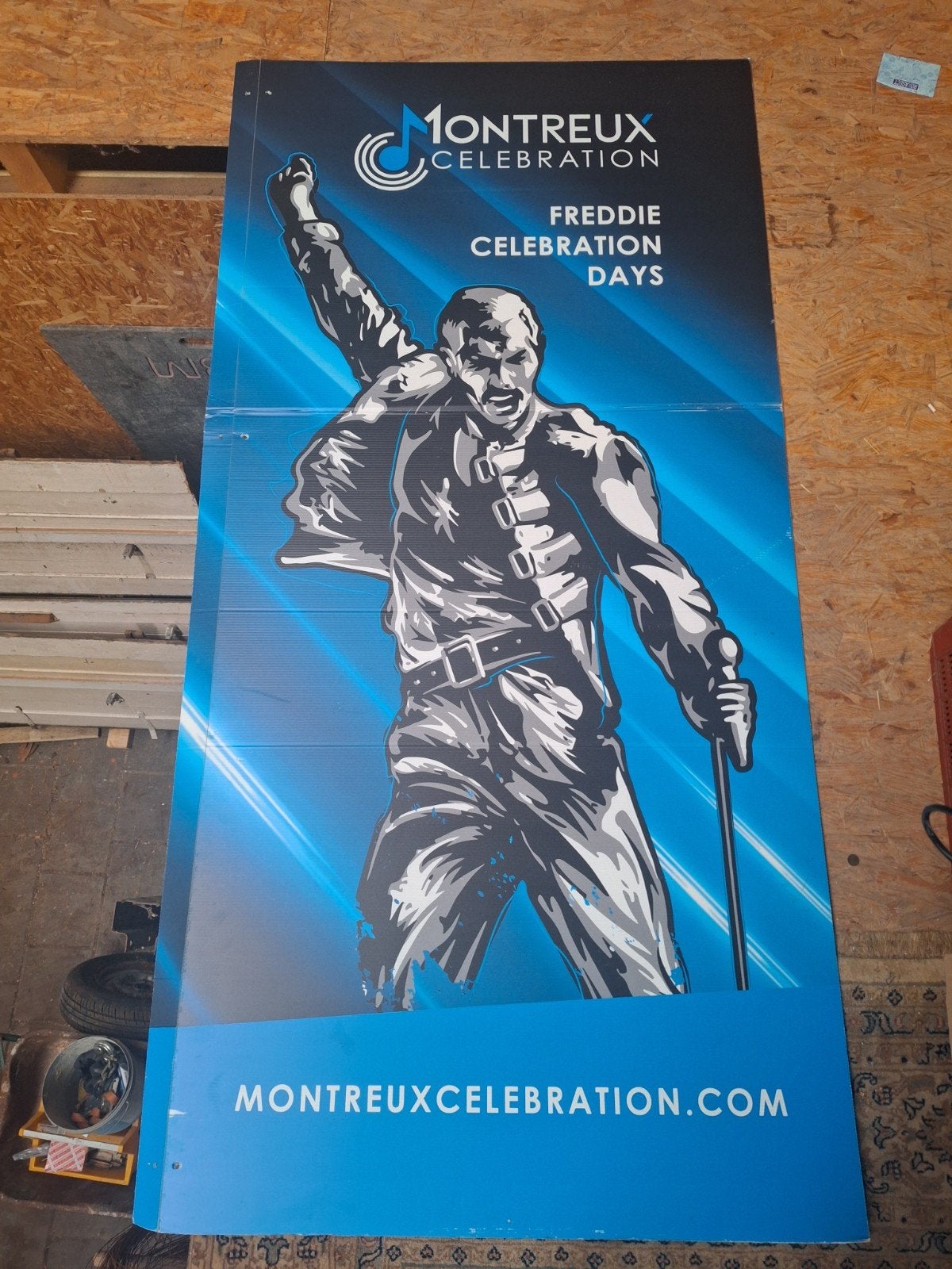 Uniek Freddie Mercury Promotiebord - Montreux Celebration, Ophalen, Gebruikt, Kunststof, Reclamebord