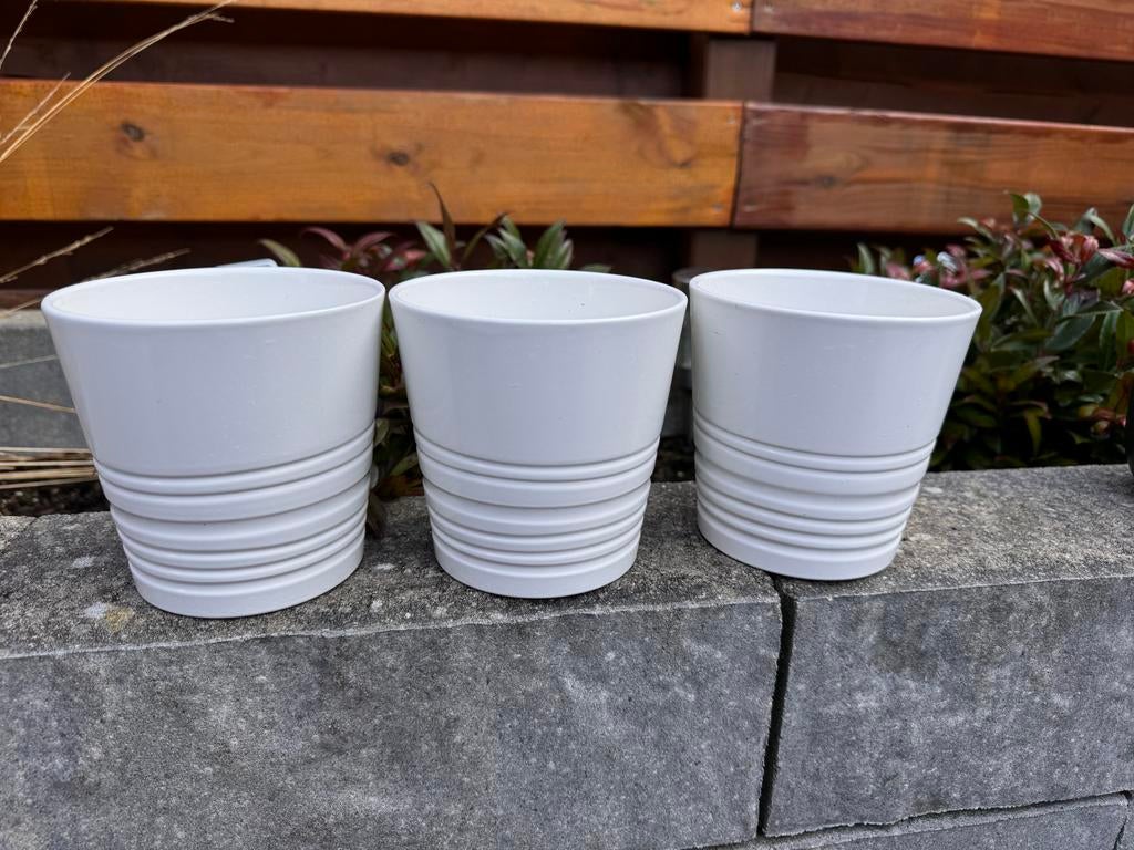 Set van 3 IKEA MUSKOT bloempotten, wit, 9 cm, Tuin en Terras, Bloempotten, Ophalen, Gebruikt, Rond, Balkon