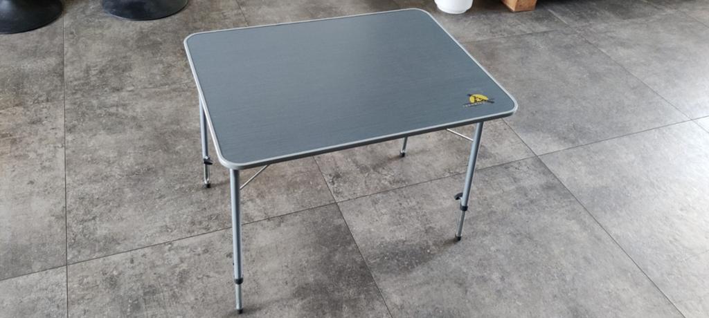 Verstelbare campingtafel, Caravans en Kamperen, Ophalen, Zo goed als nieuw, Campingtafel