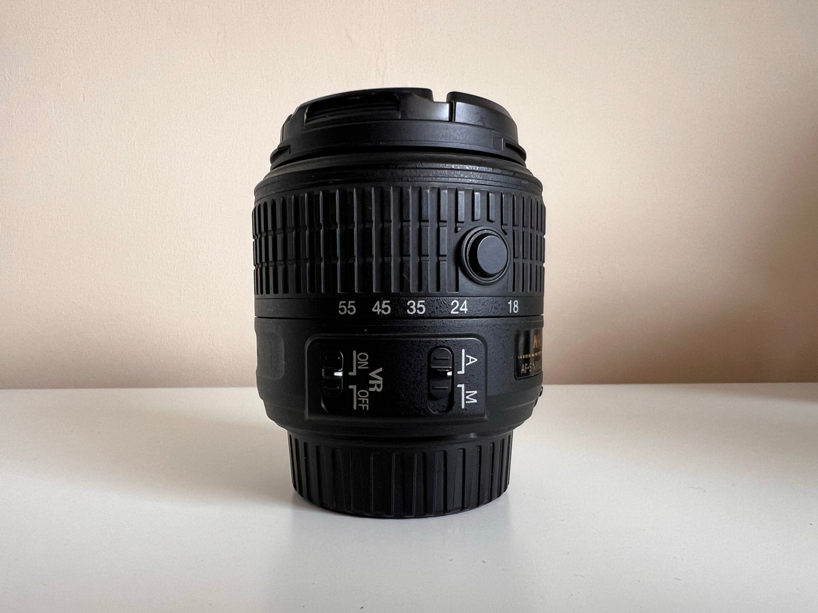 Nikon AF-S DX NIKKOR 18-55mm f/3.5-5.6G VR Lens, Audio, Tv en Foto, Fotografie | Lenzen en Objectieven, Ophalen, Autofocus, Nikon