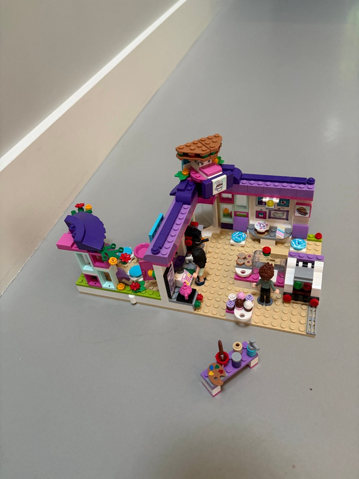 LEGO Friends 41336 Emma's Kunstcafé, Ophalen of Verzenden, Zo goed als nieuw, Overige merken