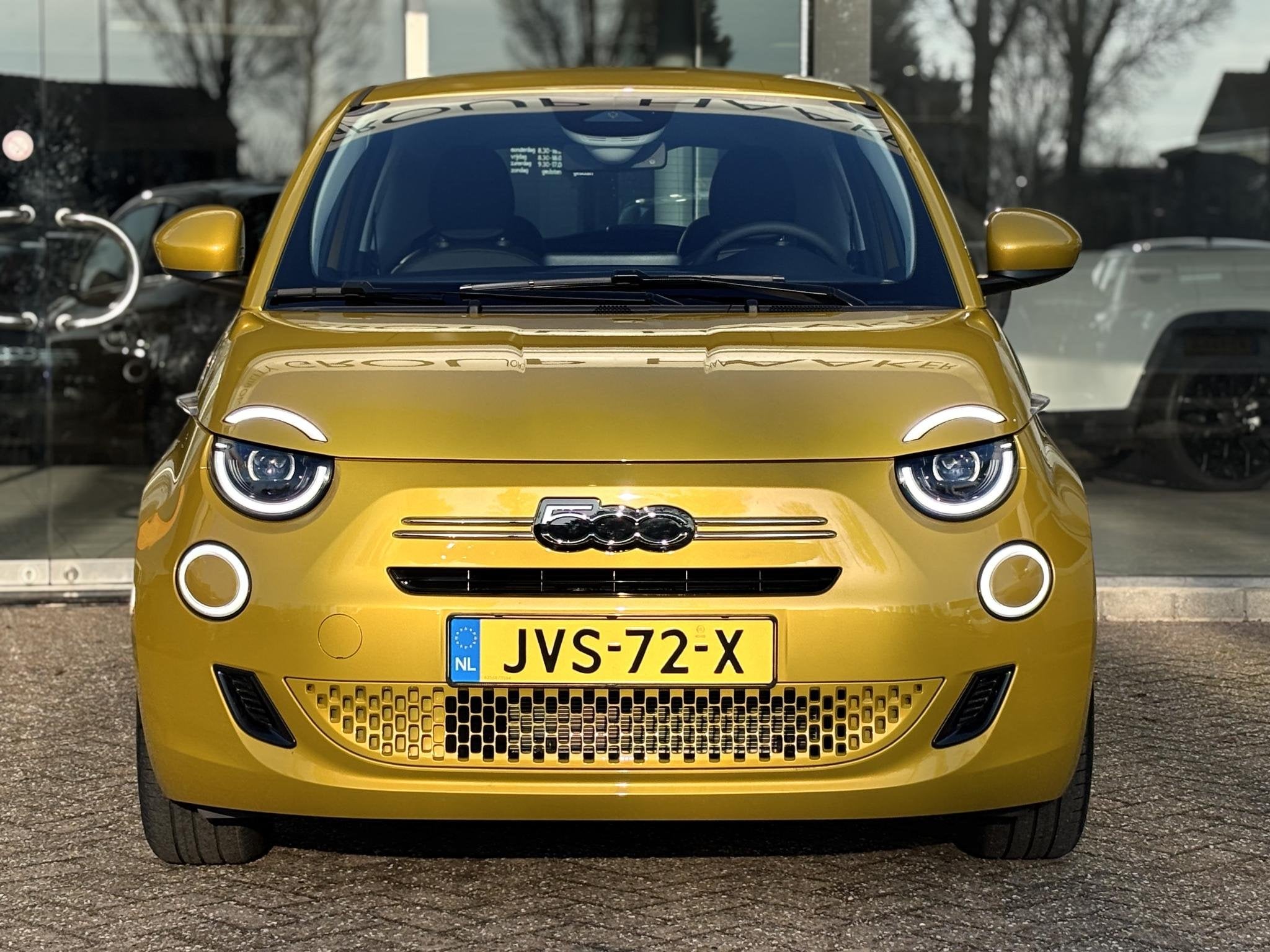 Fiat 500 1.0 Hybrid Torino Launch Edition, Stof, Euro 6, 4 stoelen, Bedrijf