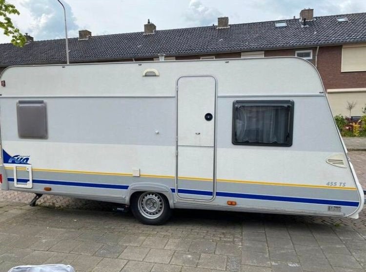 Burstner 455TS Special 2004 - compleet & rookvrij, Caravans en Kamperen, Vast bed, Rondzit, 750 - 1000 kg, Particulier