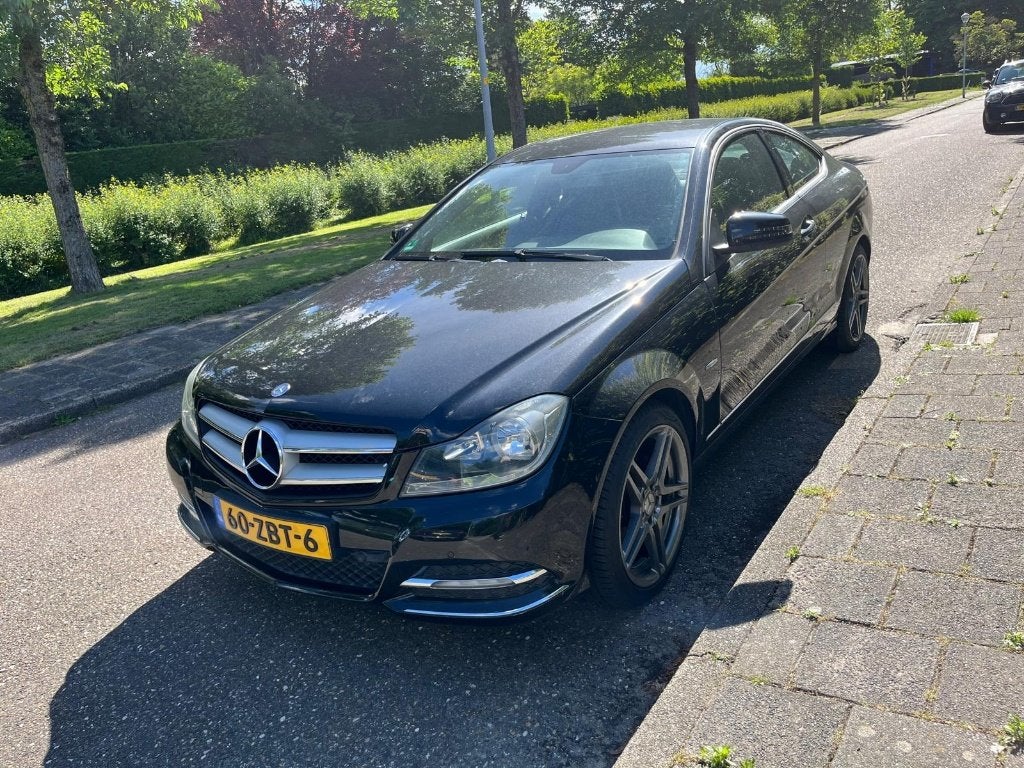 Mercedes-Benz C-Klasse 1.8 C180 Kompressor Coupe uit 2012, Navigatiesysteem, Euro 5, 1800 kg, 4 stoelen