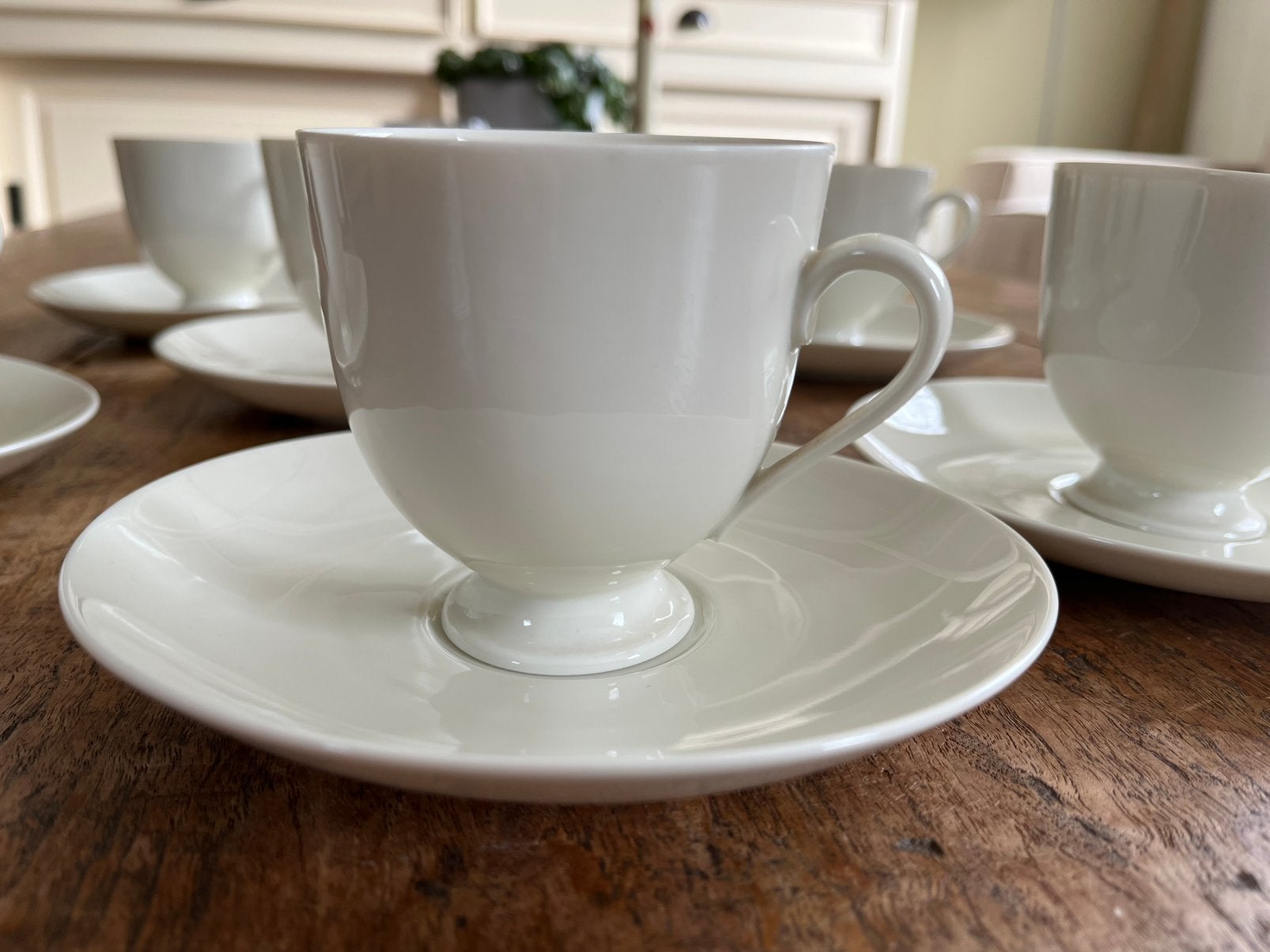 Koffiekop- en schotels Fürstenberg Duitsland, Ophalen of Verzenden, Zo goed als nieuw, Porselein, Kop en/of schotel