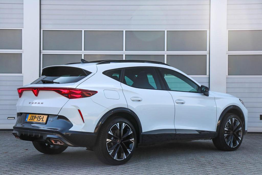 CUPRA Formentor 1.5 TSI e-Hybrid 272pk VZ | SoH 100% | Trekh, 12 maanden, Euro 6, 4 cilinders, 150 min