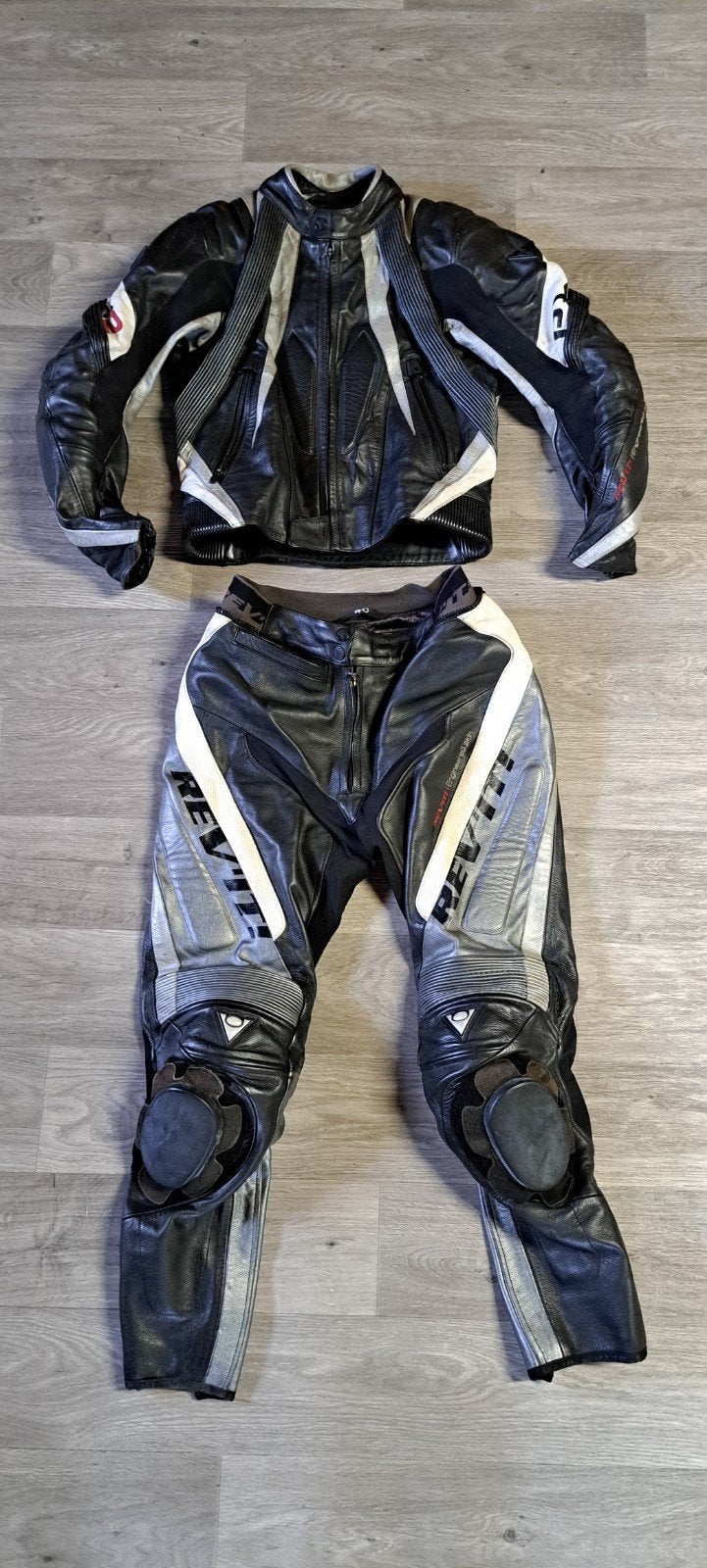 2 delig afritsbaar Rev'it motorpak leer, Motoren, Kleding | Motorkleding, Combipak, Tweedehands, Ophalen