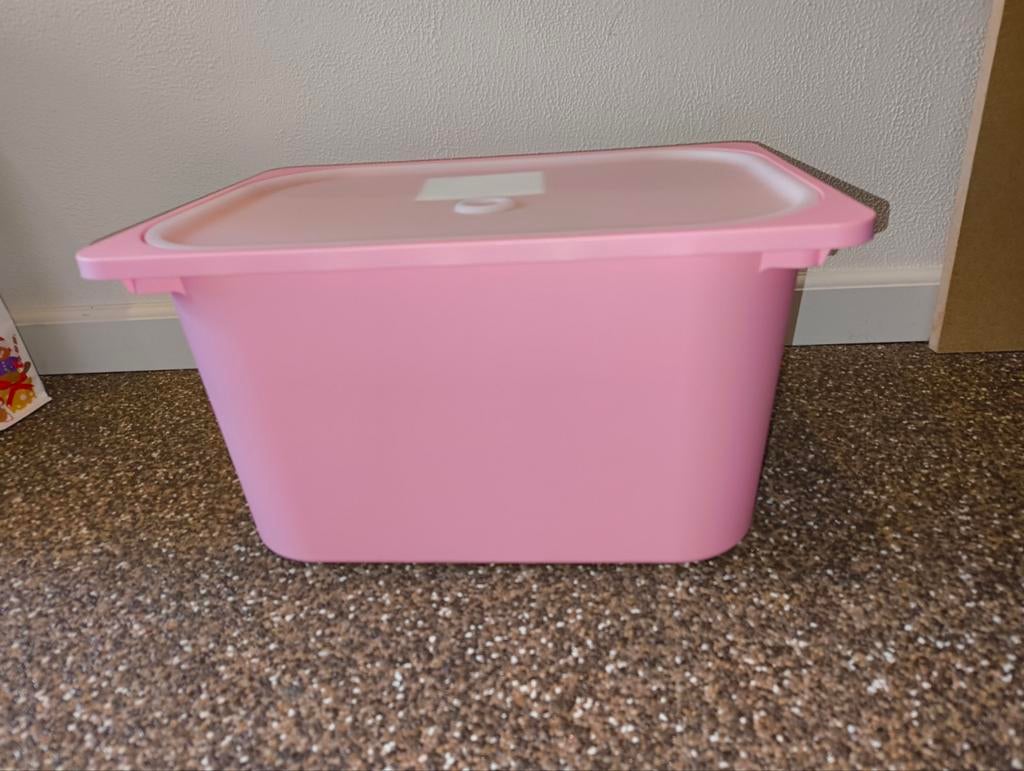 Trofast bak roze 23 cm met deksel, Ophalen of Verzenden, Gebruikt