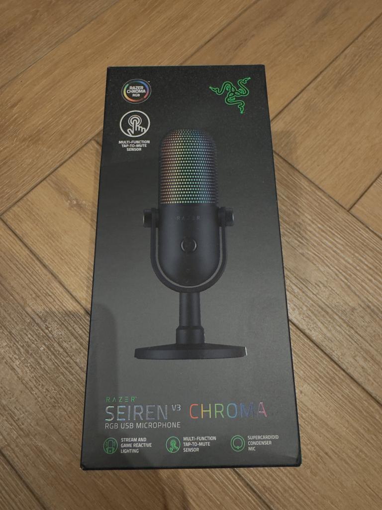 Razer Seiren V3 Chroma, Muziek en Instrumenten, Microfoons, Ophalen of Verzenden, Zo goed als nieuw, Zangmicrofoon