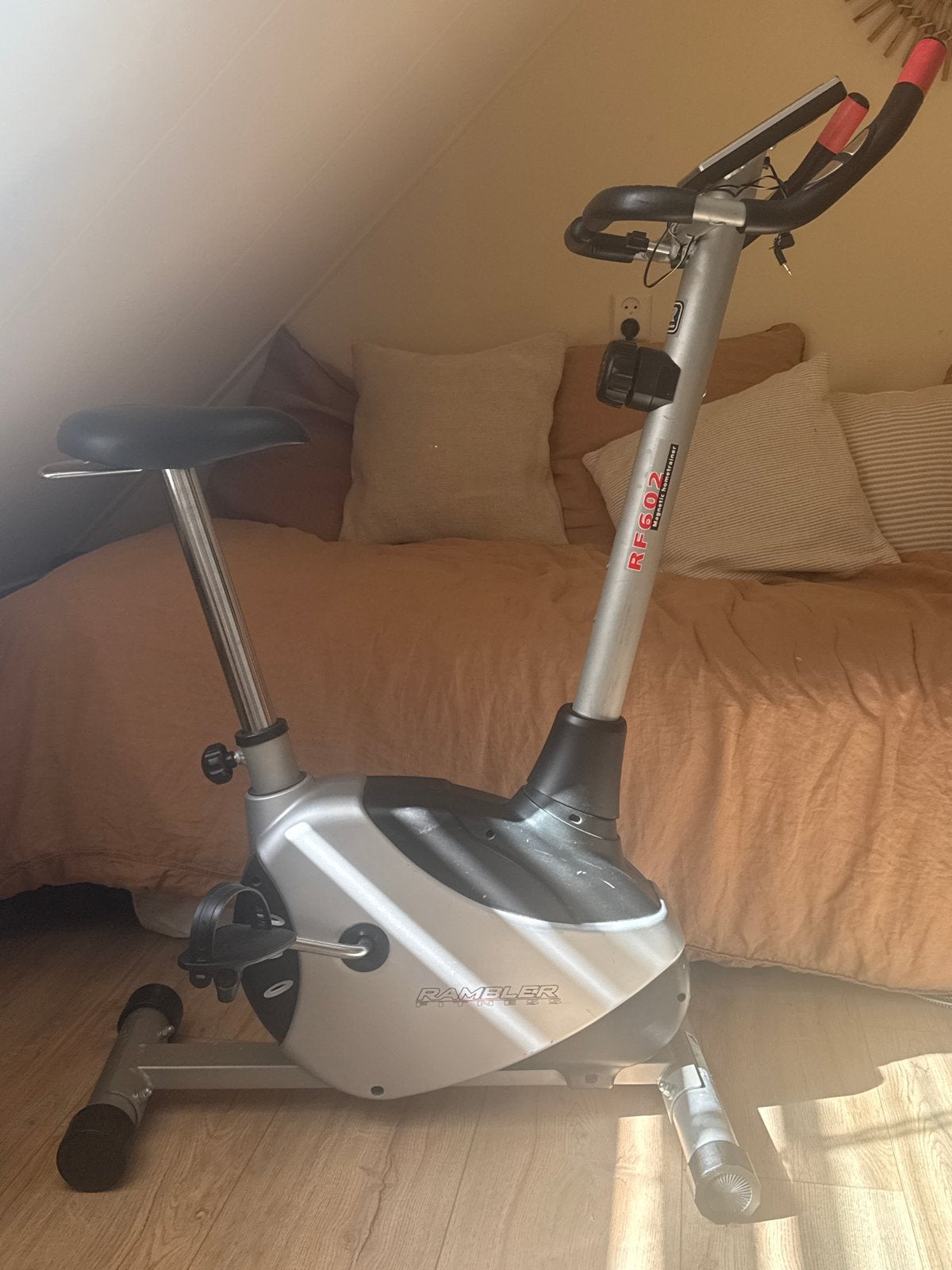 Hometrainer Rambler RF602, Ophalen, Gebruikt, Metaal, Benen