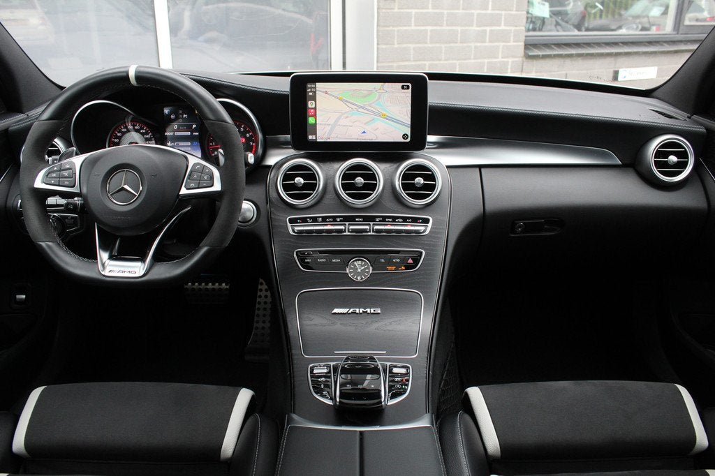 Mercedes-Benz C-Klasse Estate AMG 63 S / Panoramadak / N.A.P, Auto's, Automaat, Achterwielaandrijving, Gebruikt, Met garantie (alle)