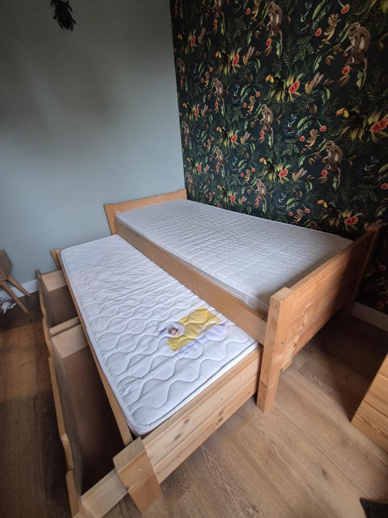 Bed met logeerbed en lades, Huis en Inrichting, Slaapkamer | Stapelbedden en Hoogslapers, Ophalen, 100 cm, Eenpersoons, Overige typen