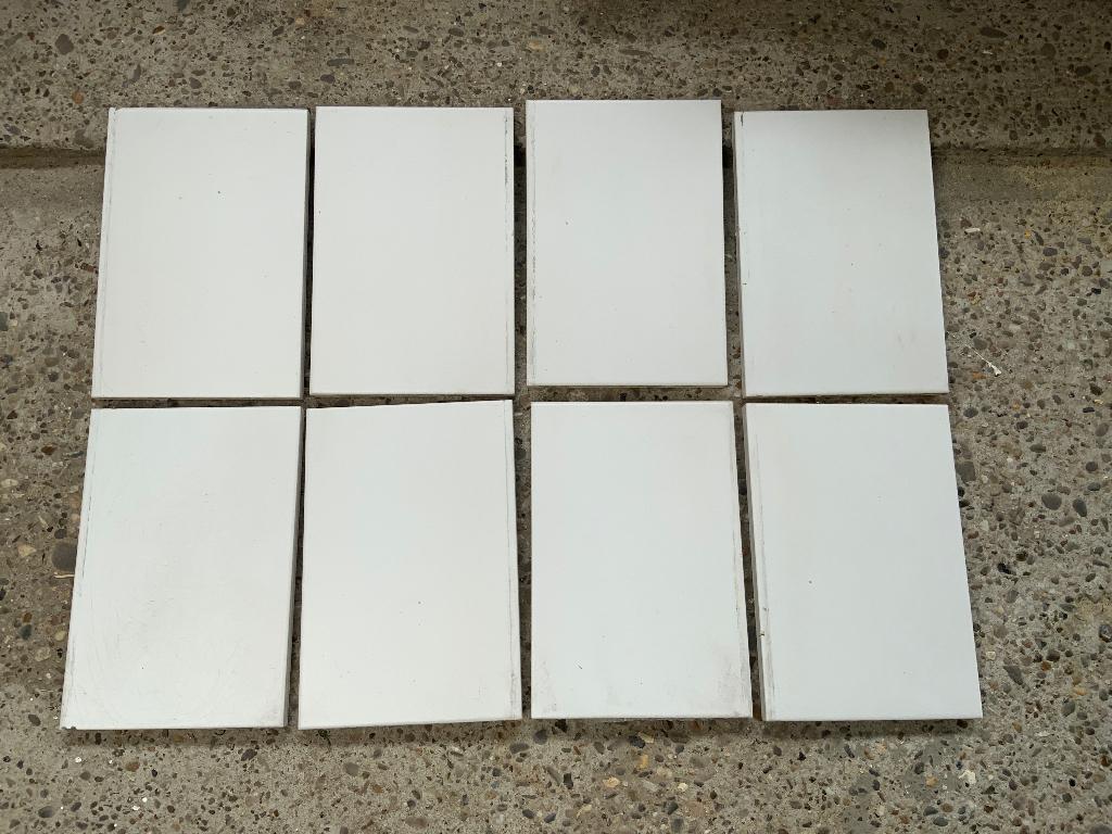 Oude Tegels voor de vensterbank 8st, Doe-het-zelf en Verbouw, Tegels, Gebruikt, Keramiek, Overige typen, 20 tot 40 cm